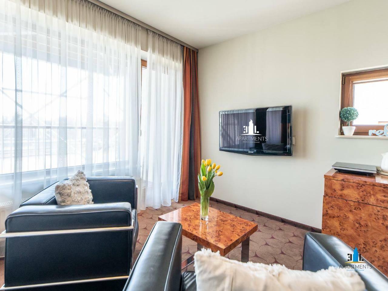 Royal Tulip Sand Kolobrzeg Dış mekan fotoğraf A living room in a serviced apartment in Munich, Germany
